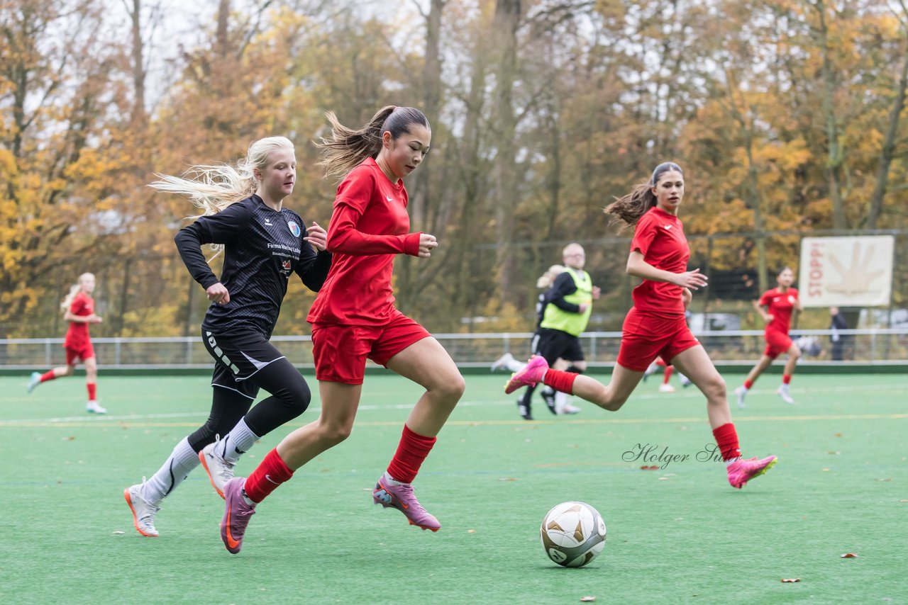 Bild 142 - wCJ VfL Pinneberg - Eimsbuettler TV : Ergebnis: 0:3